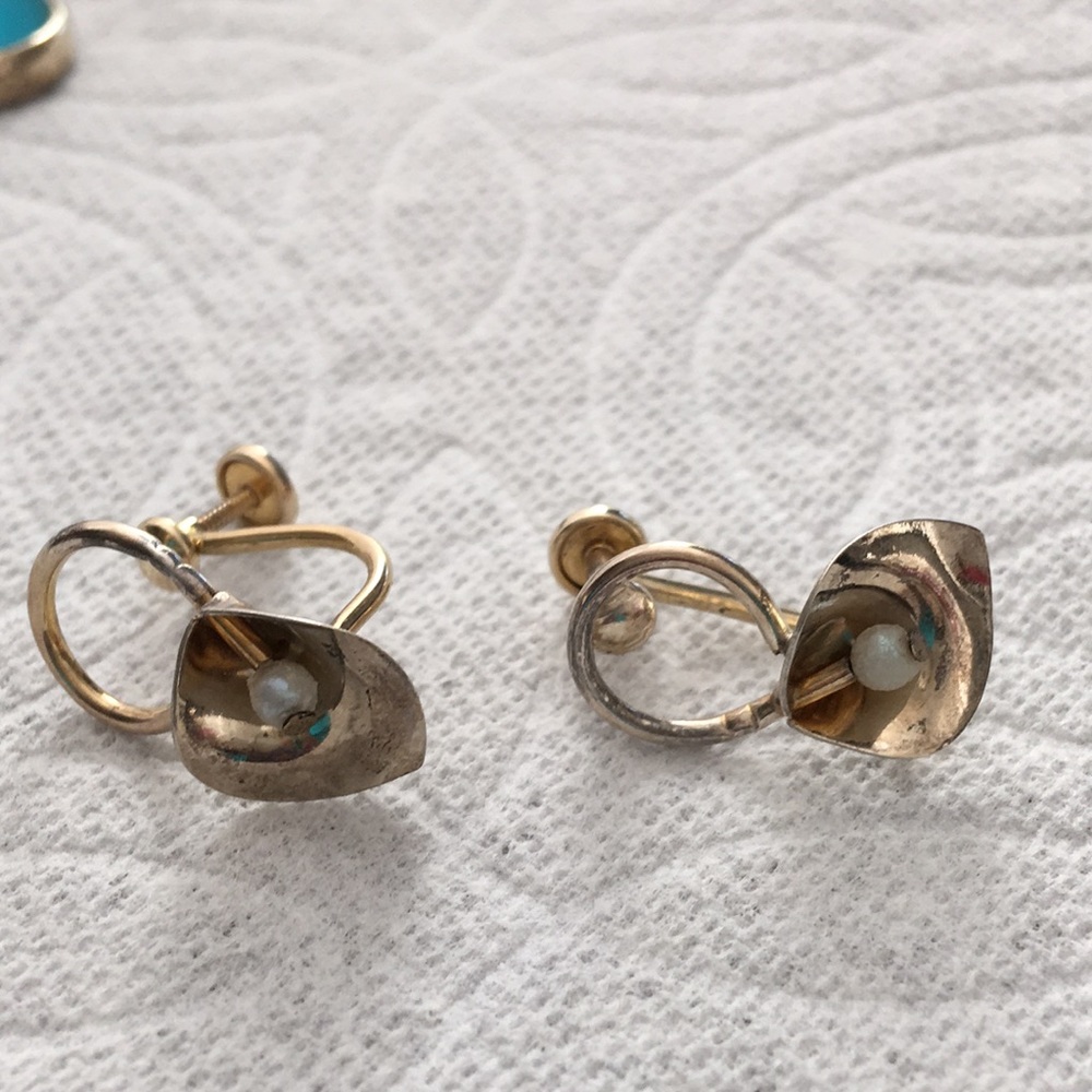 1/20 12kt gold GF Vintage Screwback earrings